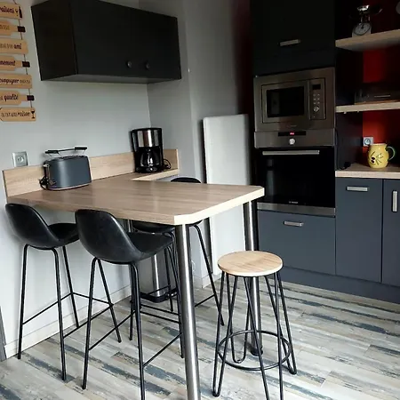 Au Chant Du Coq 度假居 *